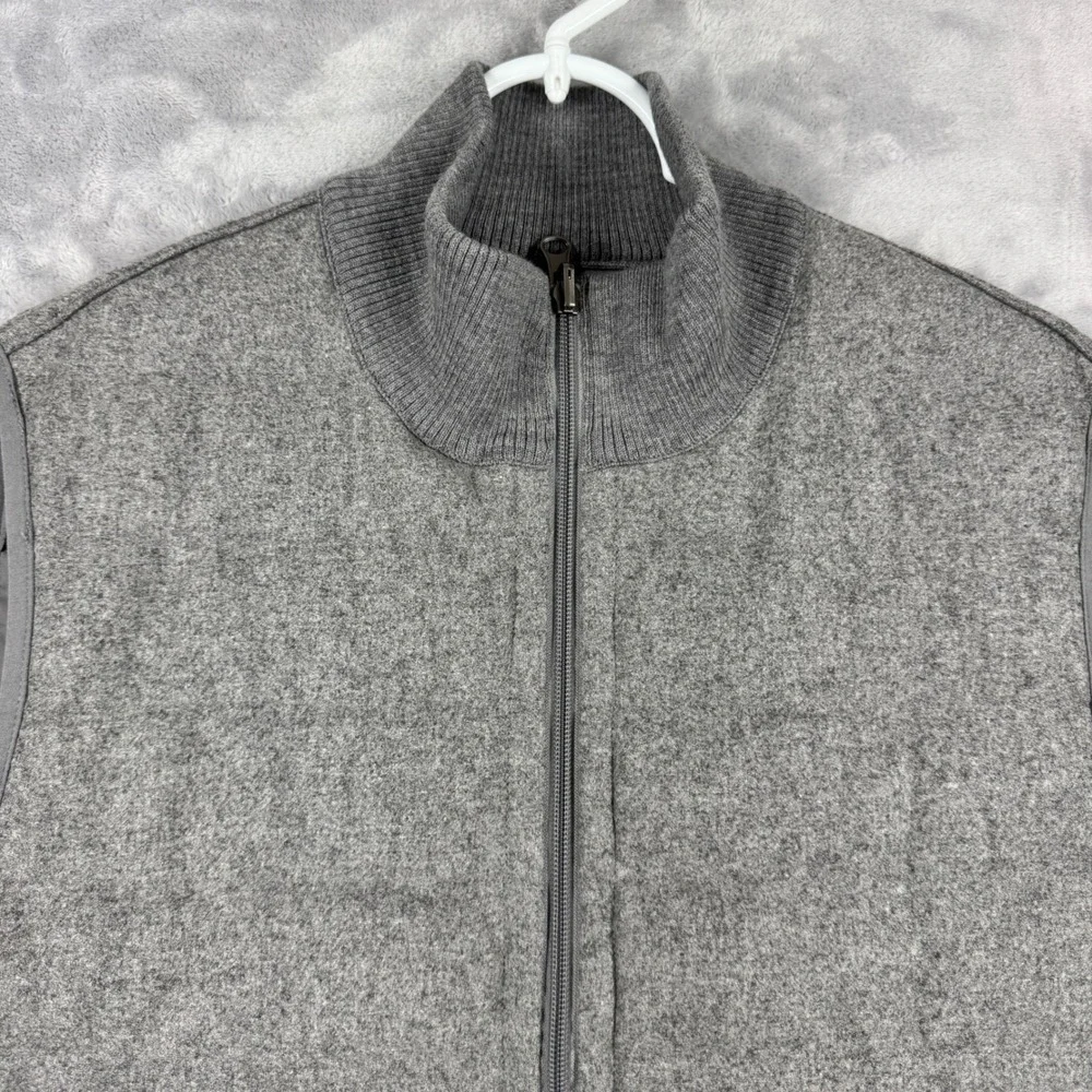 COLLARS & CO Regent Reversible Quilted Wool Vest Mens M Heathered Gray NWOT